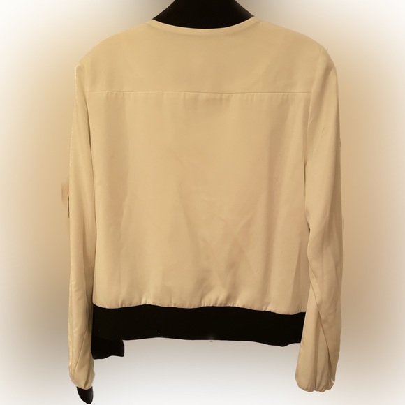 Mural white silky lightweight Bomber Jacket with black trim - Picture 2 of 4